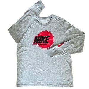 Nike "The Nike Tee" Dri-Fit Men's XL Grey Gray Basketball Long Sleeve T-shirt